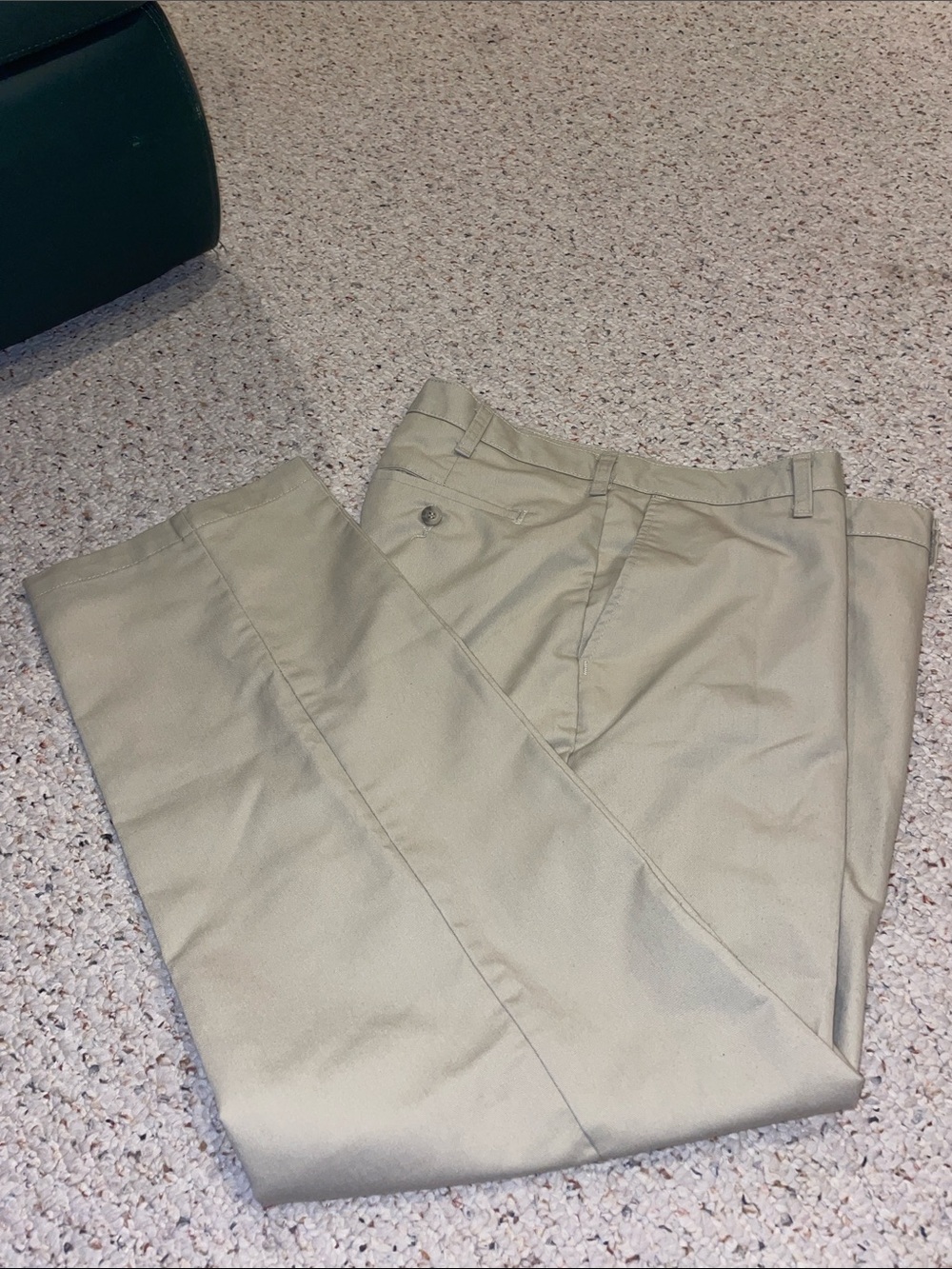 Lee Men's Chino Pants in Light Khaki